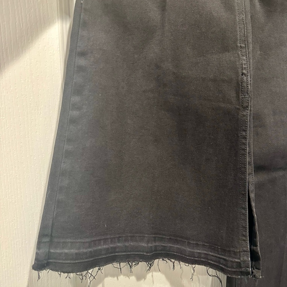 Cello - Black Bell Bottom High Rise Jeans - NWOT! - Picture 6 of 9